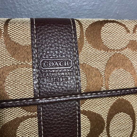 Coach Wallet - Picture 3 of 7